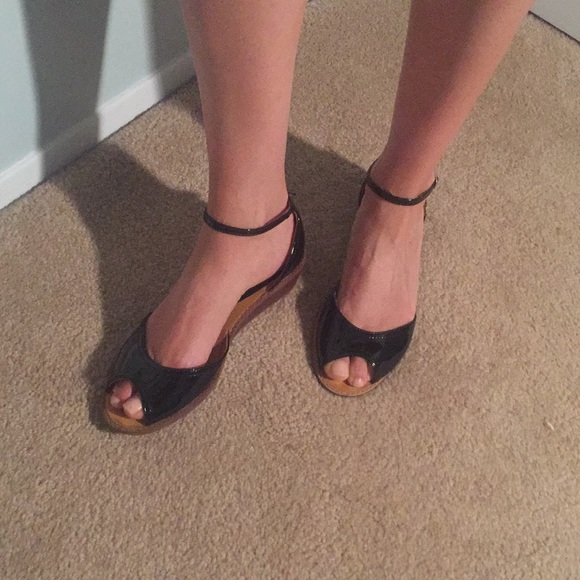 Chinese Laundry Sandals - Picture 6 of 6